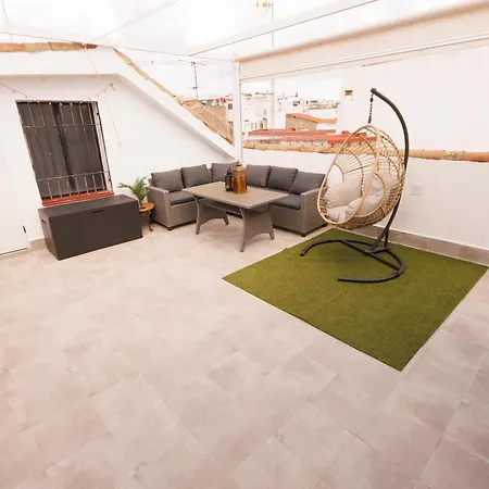 El Atico De Osario 5 Con Terraza - Great Location ベッド・アンド・ブレックファスト