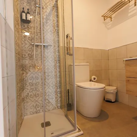 El Atico De Osario 5 Con Terraza - Great Location ベッド・アンド・ブレックファスト *